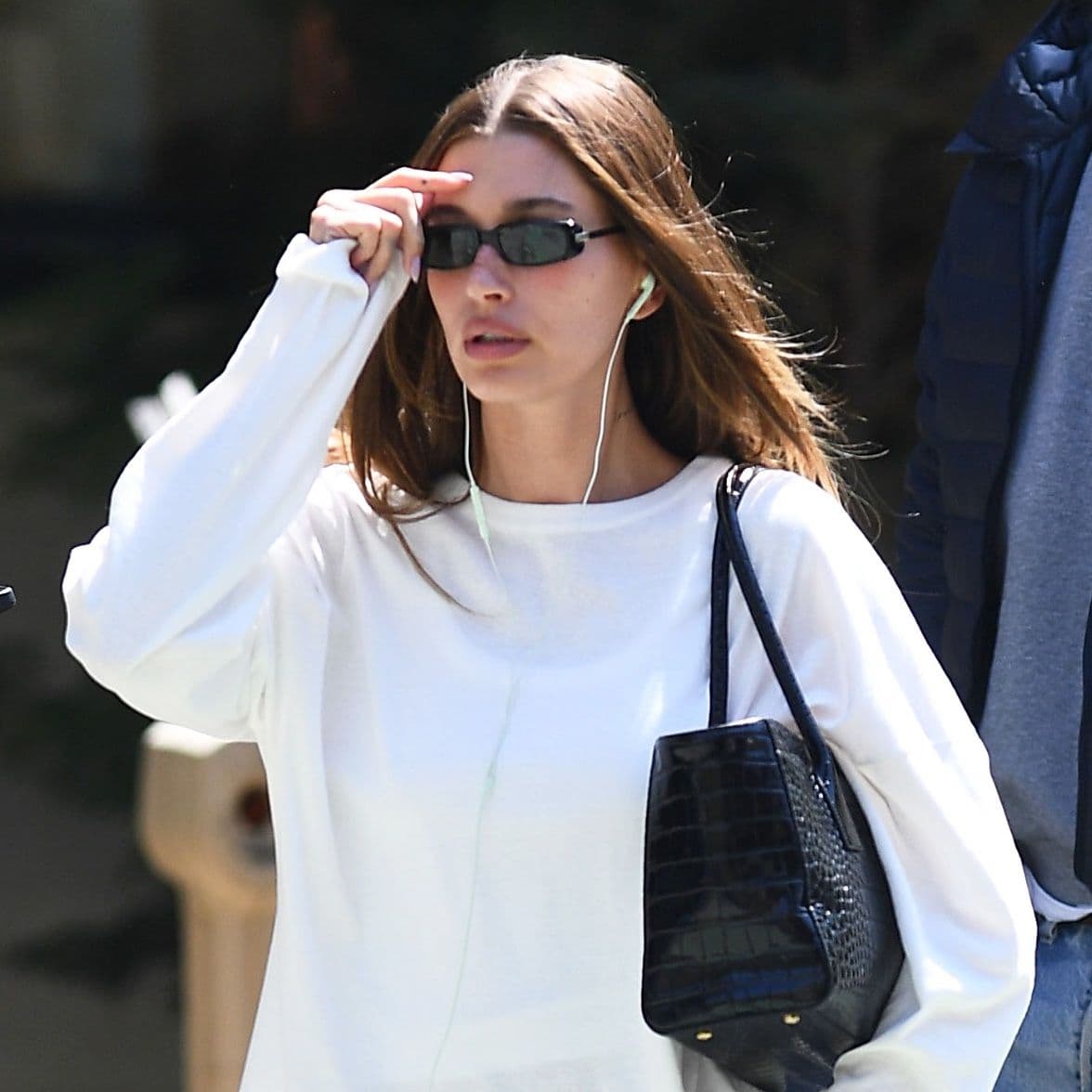  Calling It: This Anti-Trend Outfit Will Be the Biggest Outfit Trend of 2026 